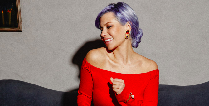 «Снежная Королева» и стилист Лина Дембикова выпустили новогоднюю коллаборацию