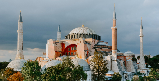 Собор Святой Софии в Стамбуле перестанет быть музеем и снова станет мечетью