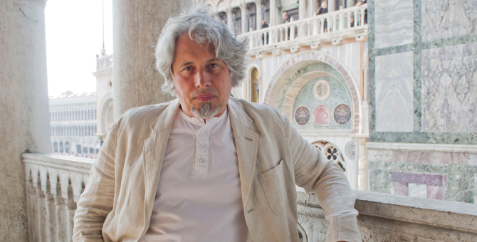 В 2021 году Владимир Сорокин выпустит новый роман «Доктор Гарин»