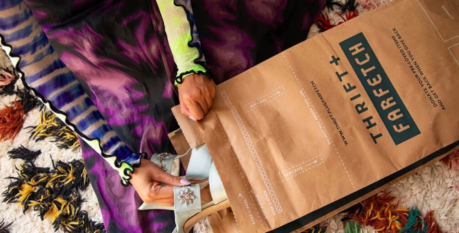 Farfetch предлагает своим клиентам избавиться от ненужной одежды с пользой для себя и других