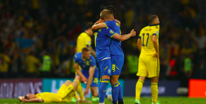 Сборная Украины впервые вышла в четвертьфинал чемпионата Европы по футболу