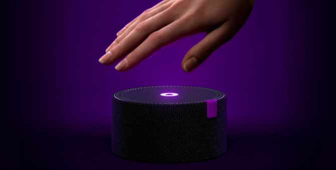 «Яндекс» показал умную колонку «Станция Мини» — ею можно управлять жестами