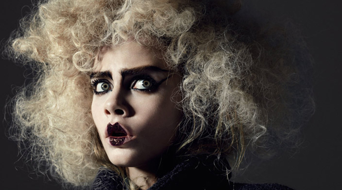 Кара Делевинь в новом выпуске журнала i-D