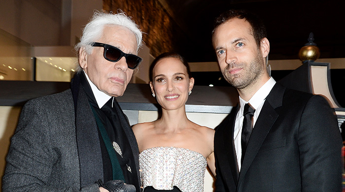 Выставка Miss Dior в Париже