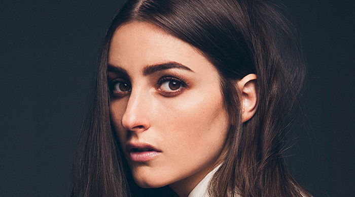 Интервью Buro 24/7: Banks