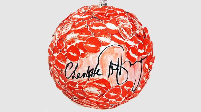 Рождественские игрушки от Гвинет Пэлтроу и Сиенны Миллер