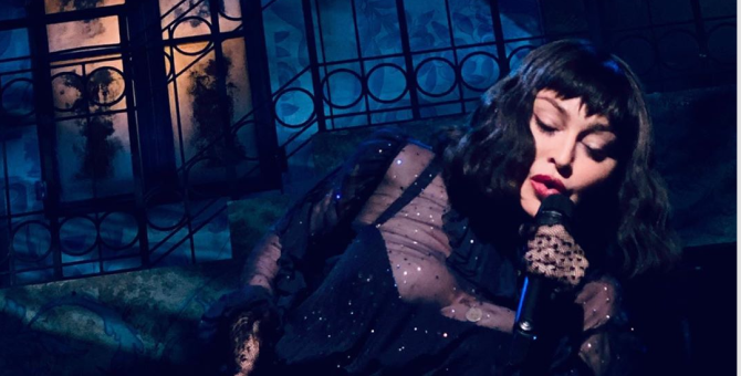 Мадонна отменила три концерта из-за «сильной боли»