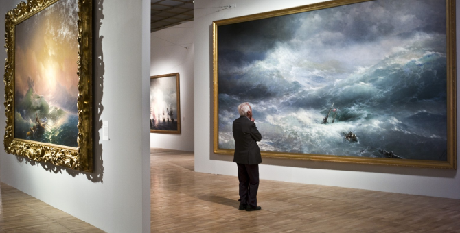 Экспонаты российских музеев временно не будут отправлять за границу