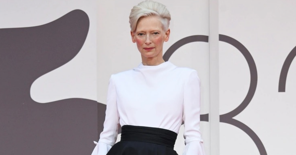 Тильда Суинтон в Chanel и Аня Рубик в Saint Laurent: лучшие образы Венецианского кинофестиваля 2025