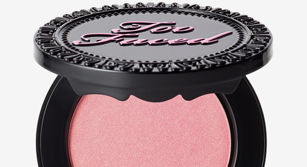 Estée Lauder купил Too Faced