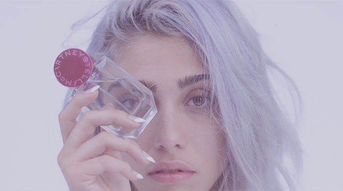 Grimes и дочь Мадонны Лола Леон в рекламе парфюма Stella McCartney