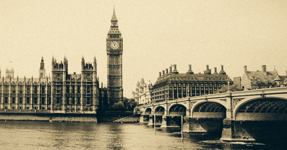 For Alice или Немного о Твиде