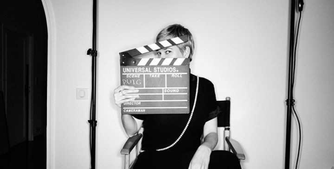 Вышла электронная версия книги «Стюардессы глянца» Катерины Парфеновой