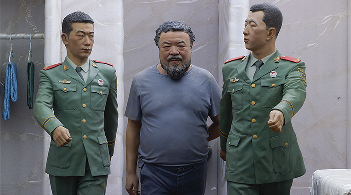 Ай Вэйвэй снова поместил себя в тюрьму