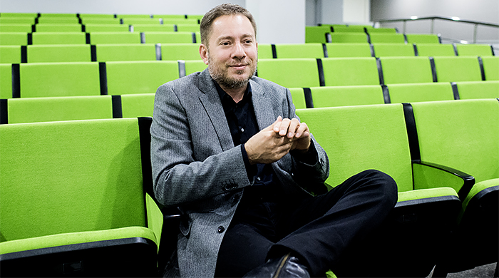 \"Соль Земли\" Джулиано Рибейру Сальгадо: разговор с режиссером