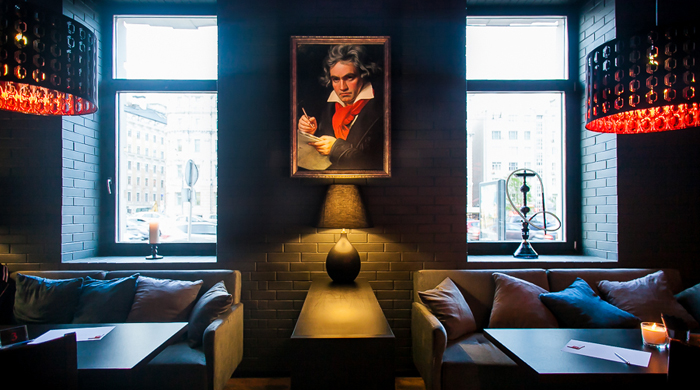 Фрики в городе: три московских ресторана со странной судьбой