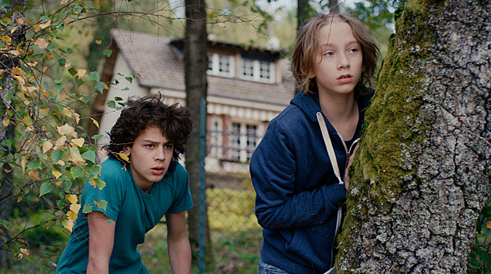 Смотрим трейлер \"Микроба и Бензина\" Мишеля Гондри