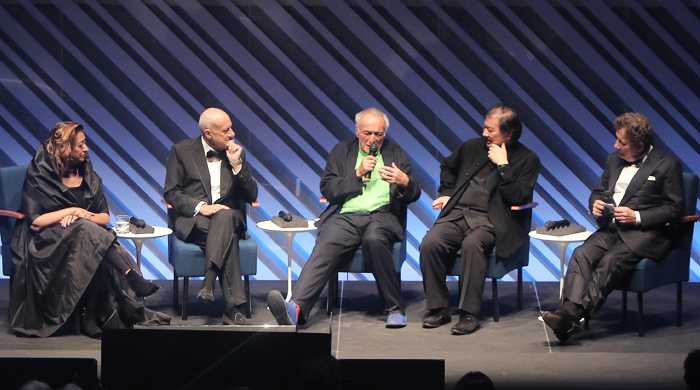 Церемония присуждения Притцкеровской премии Фраю Отто