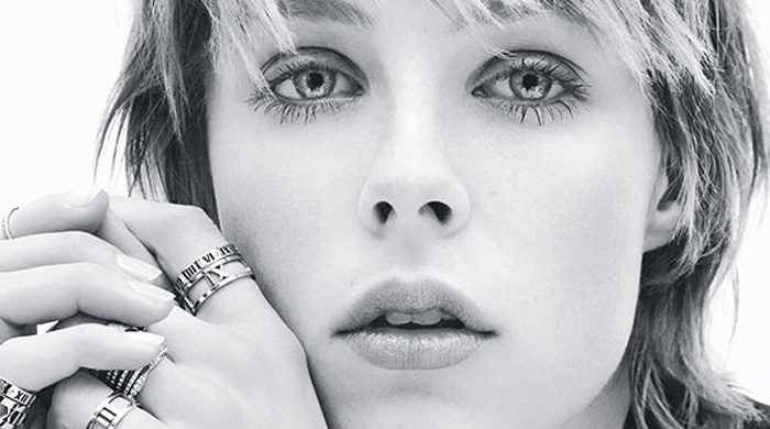 Эди Кэмпбелл в мини-фильме Tiffany & Co.