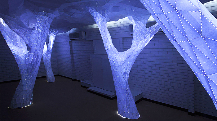 Светящийся лес: инсталляция Vana в Нью-Дели