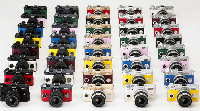 Компактная камера Ricoh Pentax Q-S1 со сменной оптикой