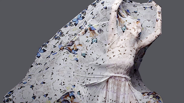 Совместная линейка платков Alexander McQueen и Дэмиена Херста