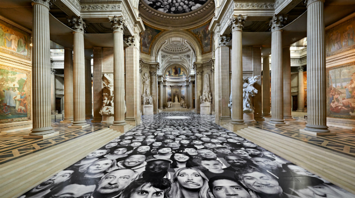 Фрески художника JR в парижском Пантеоне