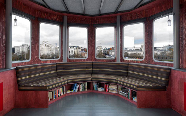 Отель-корабль на крыше Queen Elizabeth Hall в Лондоне