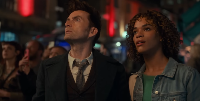 Дэвид Теннант возвращается к роли Доктора Кто в новом трейлере