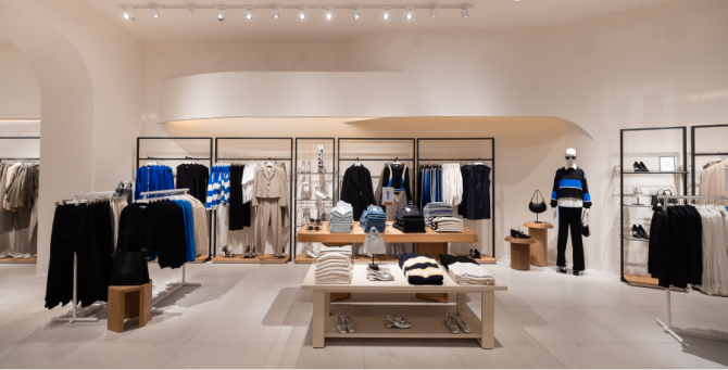 В Москве открылся самый большой магазин Mango в России