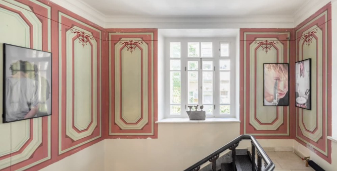 В отеле «Рихтер» открылась видеоинсталляция о переживании локдауна