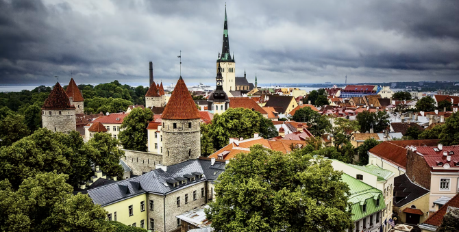 Эстония перестанет выдавать россиянам временный вид на жительство для обучения