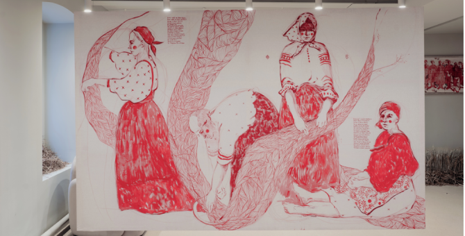 В Москве открылась первая персональная выставка художницы Ани Самойловой