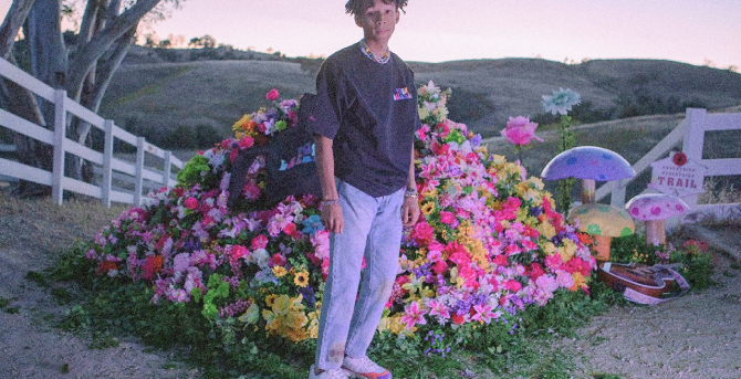 New Balance представил капсульную коллекцию в партнерстве с Джейденом Смитом