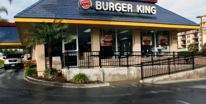 Burger King обвинили в сексизме из-за публикации в твиттере