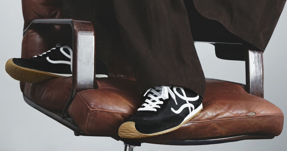 Loewe обновил силуэт кроссовок Ballet Runner