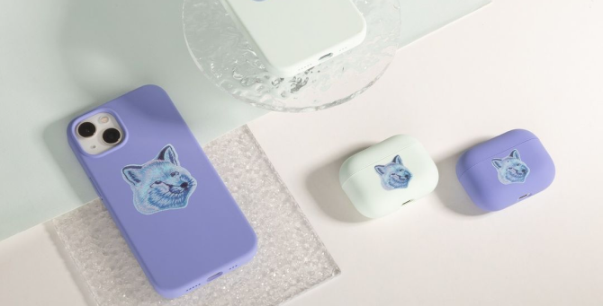 Maison Kitsuné представил коллекцию аксессуаров для iPhone в мятном и сиреневом цветах