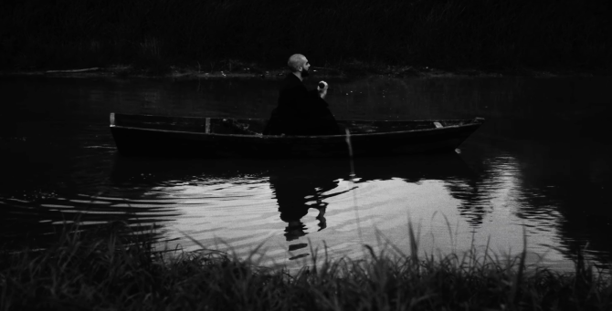 Хаски представил клип на сингл под названием «Сказки»