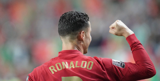 Роналду установил мировой рекорд по числу мячей, забитых одним игроком за матч