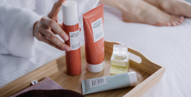 Салон красоты YOUNIQUE открыл онлайн-магазин уходовой косметики