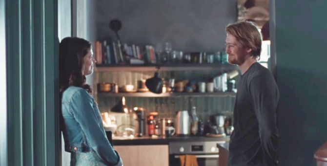 Hulu выпустил трейлер экранизации романа Салли Руни «Разговоры с друзьями»