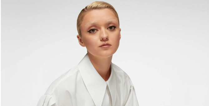 Мэйси Уильямс присоединилась к касту сериала Apple TV+ об известных французских дизайнерах