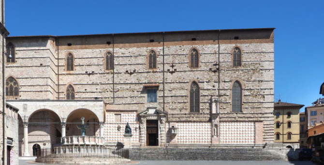 Brunello Cucinelli принял участие в реставрации Кафедрального собора Перуджи