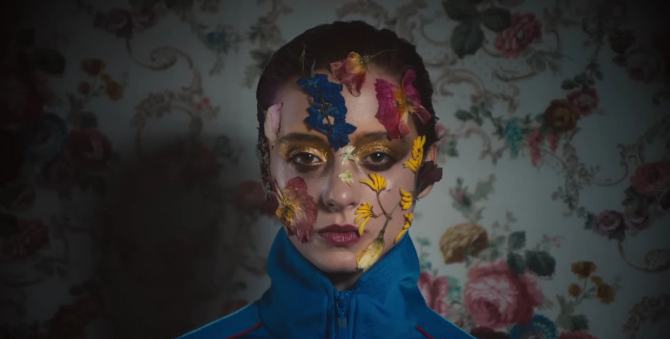 Netflix показал первые кадры сериала «Ковбой из Копенгагена» Николаса Виндинга Рефна