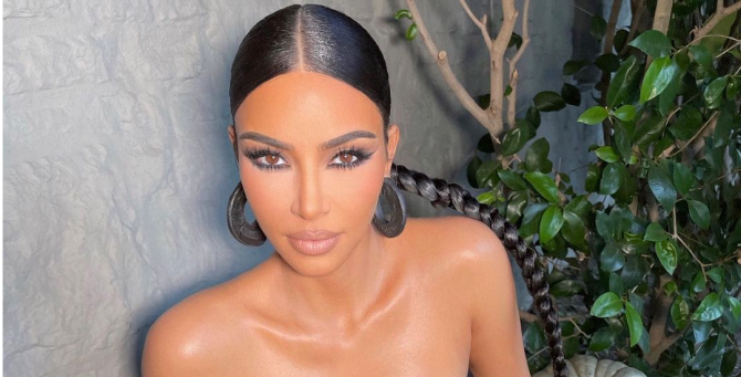 Ким Кардашьян запустит еще один бьюти-бренд весной этого года