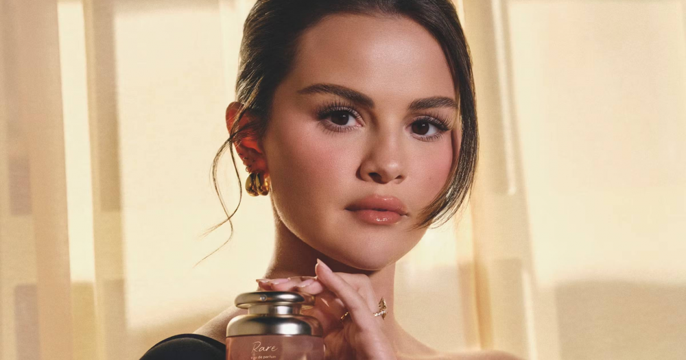 Косметический бренд Селены Гомес Rare Beauty запускает первый аромат