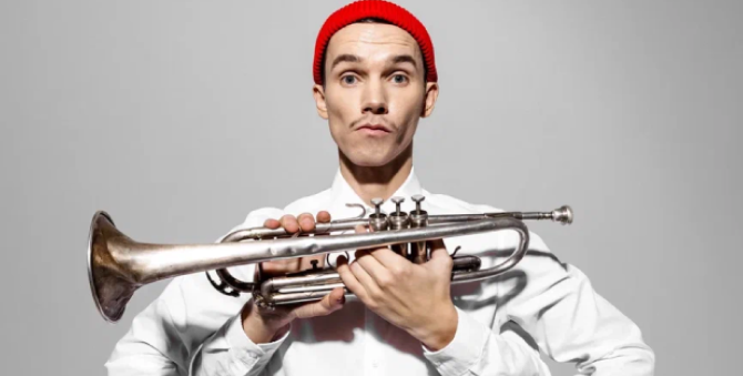 Антоха МС проиграл суд против продюсера Эдуарда Шумейко о правах на песни