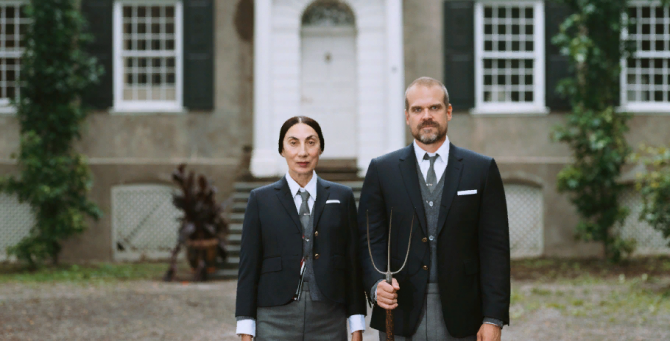 Thom Browne представил кампанию с актером Дэвидом Харбором и художницей Ань Зыонг