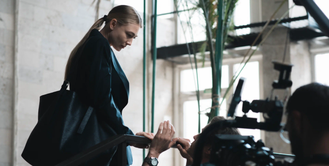 «VK Музыка» выпустила плейлист к выходу сериала «Неверные»