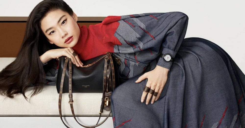 Эмма Стоун и Чон Хо-ён стали лицами рекламной кампании сумки Louis Vuitton Express